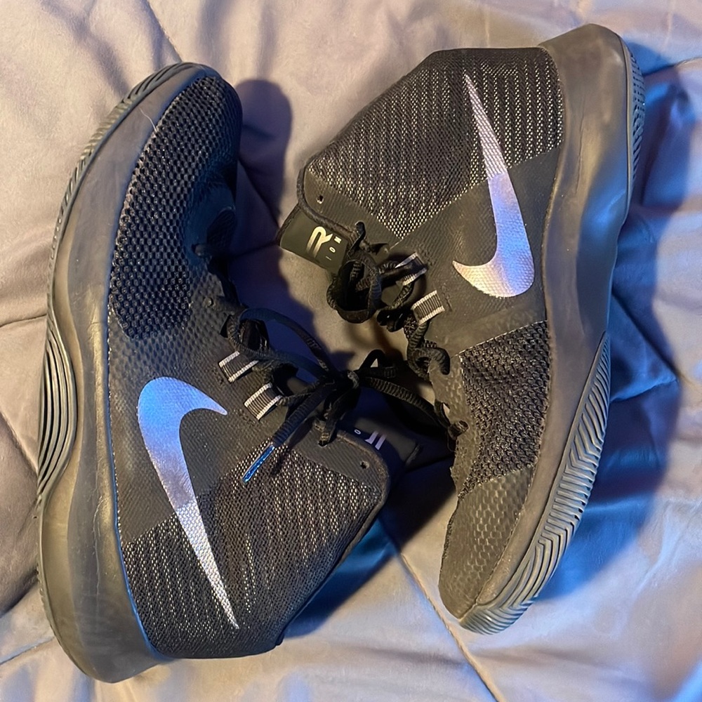 Nike Basketball Shoes-Air Precision